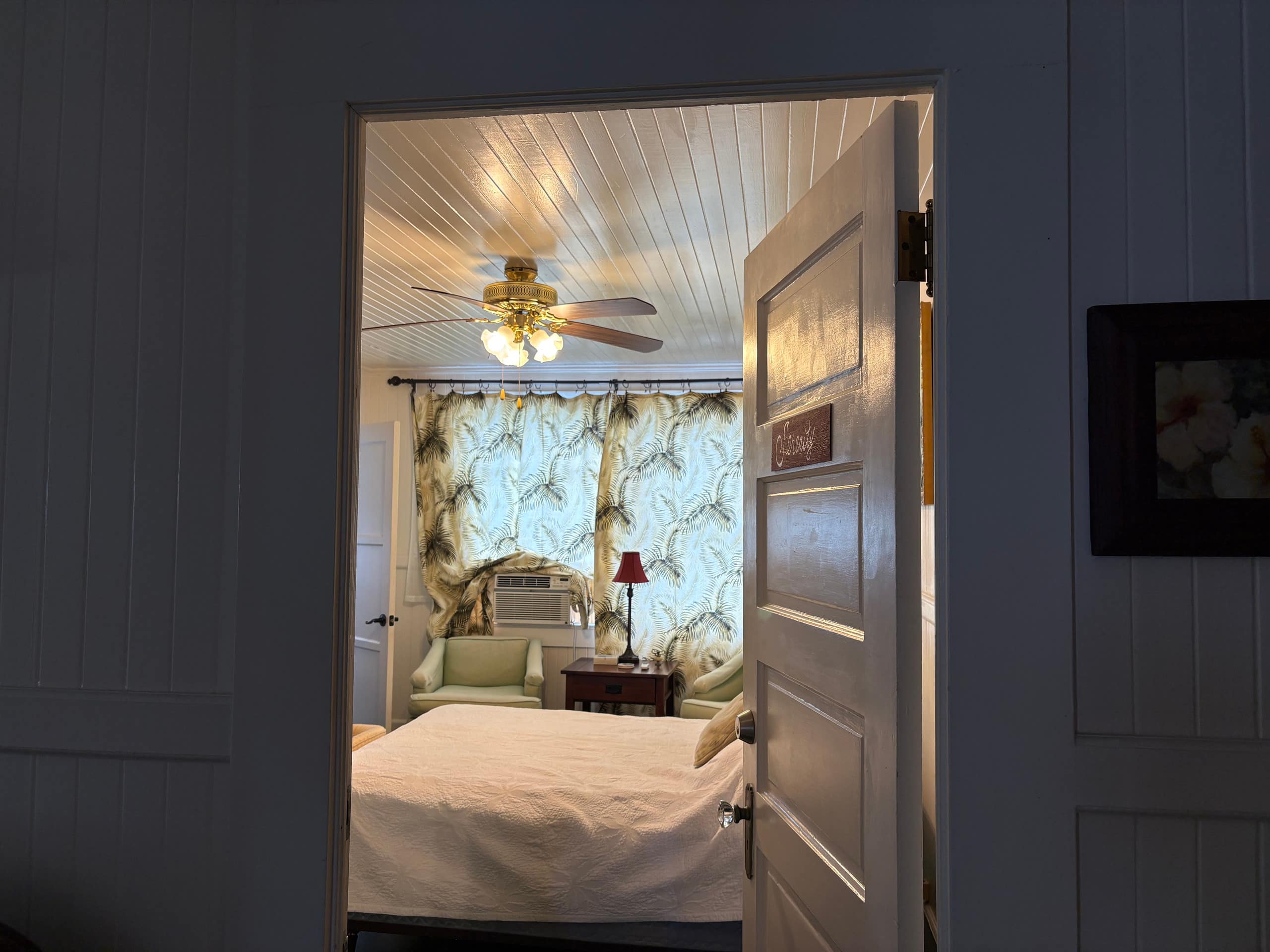 Home in Hilo · ★4.7 · 1 bedroom · 1 bed · 2.5 private baths - Image 2