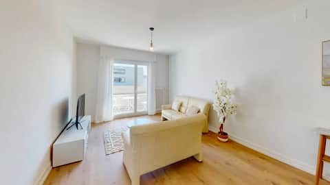 Spacious Minimalist Prilly 2 BR Free parking