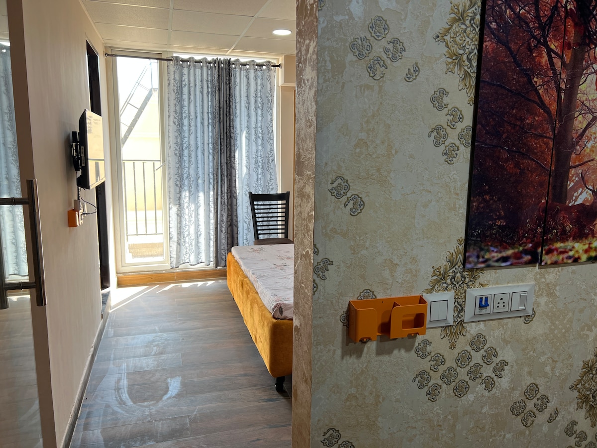 غرفة النوم 1