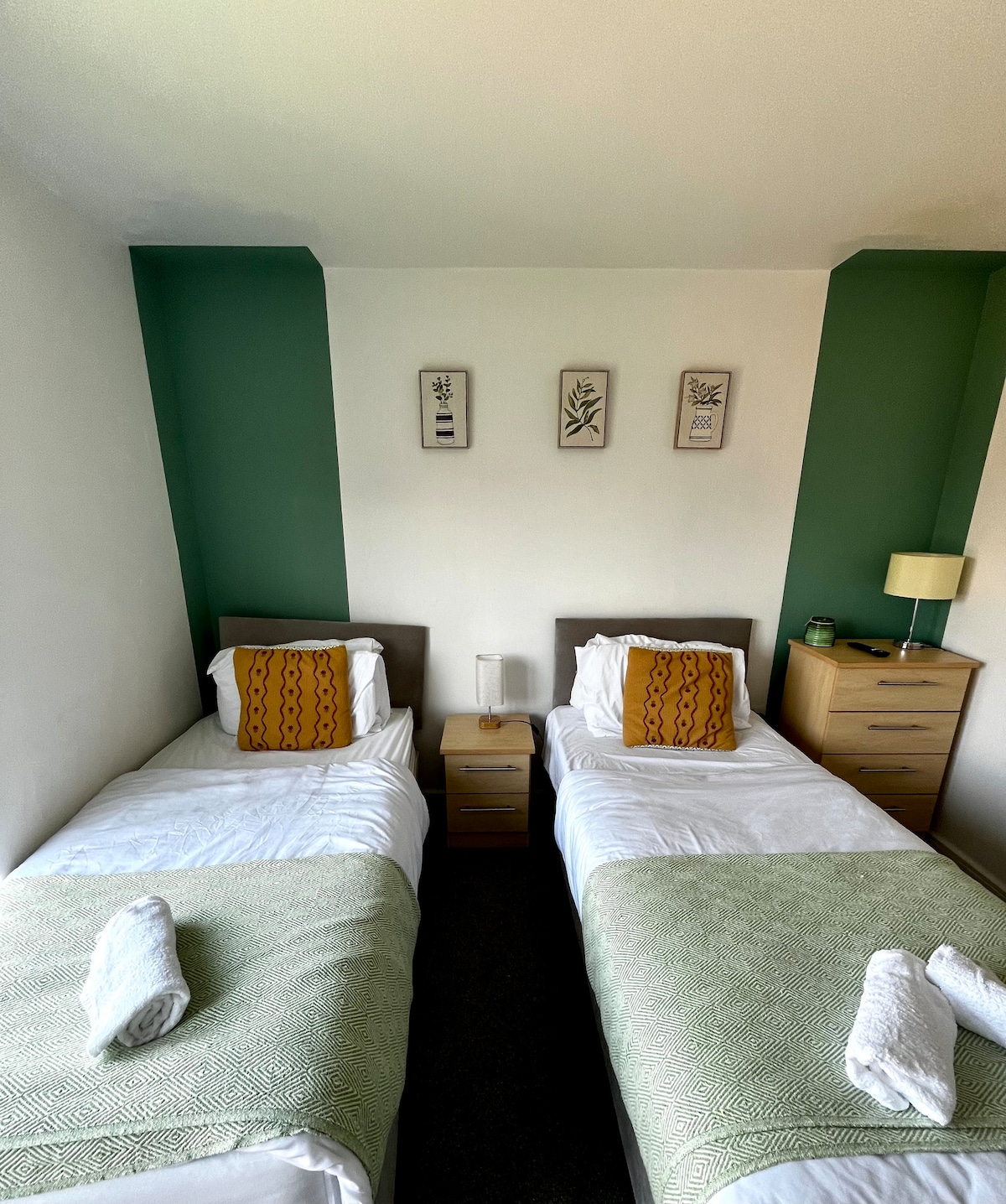 غرفة النوم 2