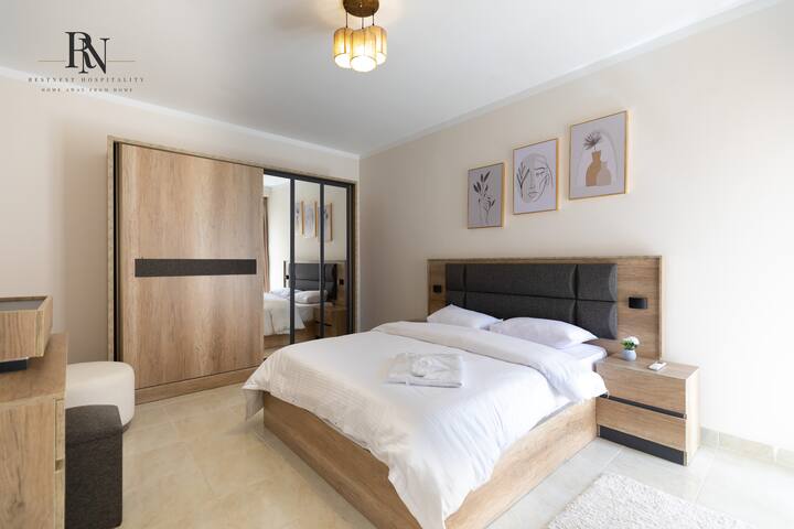 Golden 2 BDR In Rehab City: Bedroom 1