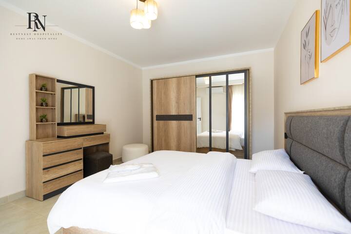 Golden 2 BDR In Rehab City: Bedroom 1