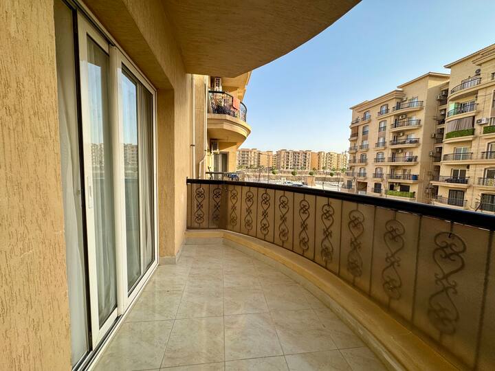 Golden 2 BDR In Rehab City: Additional photos