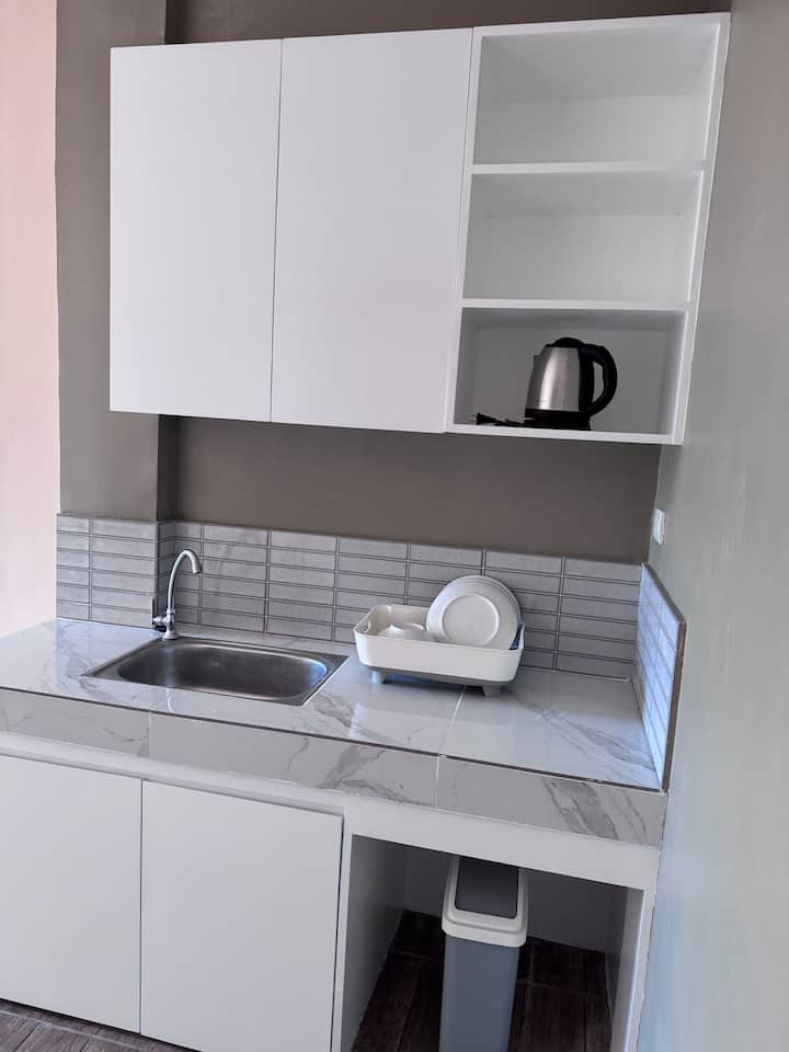 Megumi Guest House - Santa Catalina