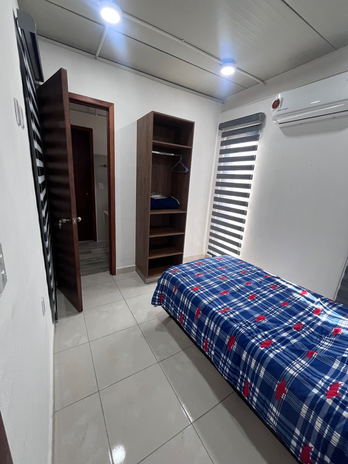 საძინებელი 2