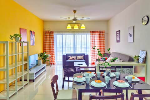 Cozy SetiaWalk Apt•LRT•IOI•PFCC•Near Sunway Lagoon