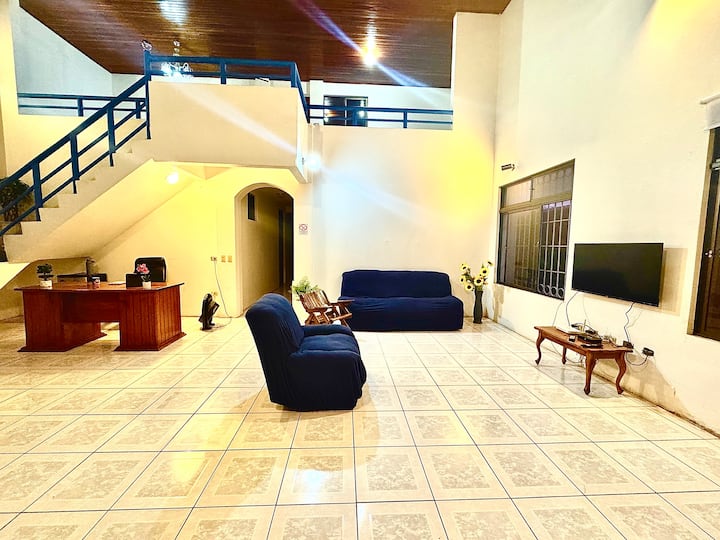 Hostal La Perla - Puntarenas
