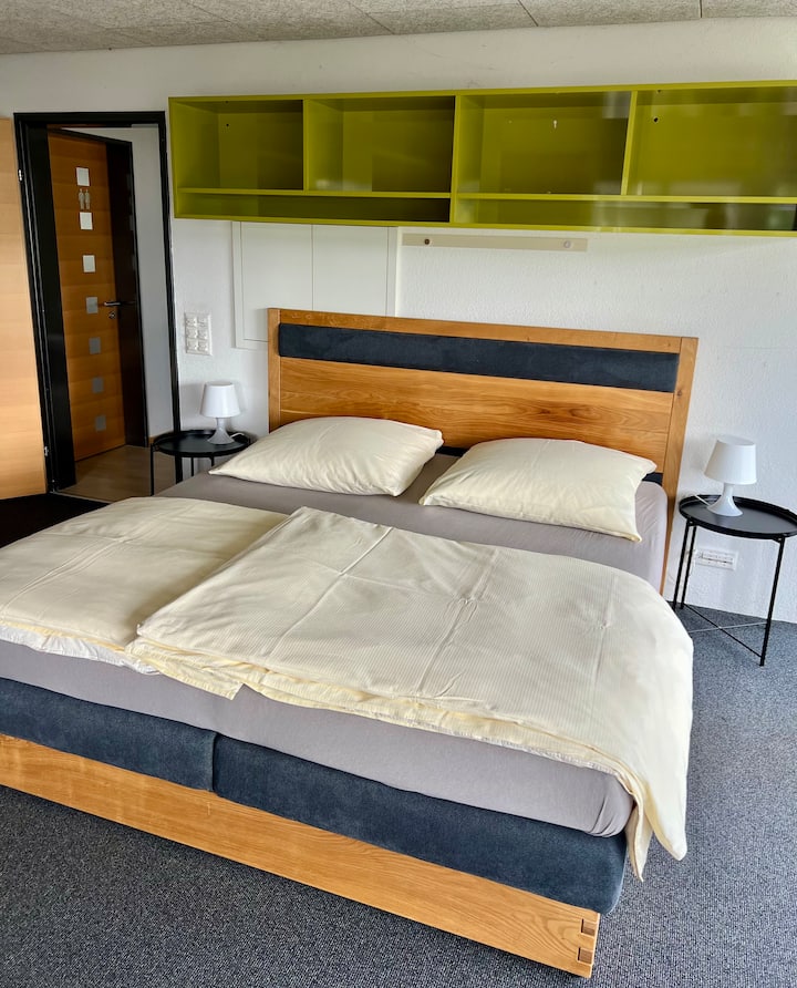 غرفة النوم 2