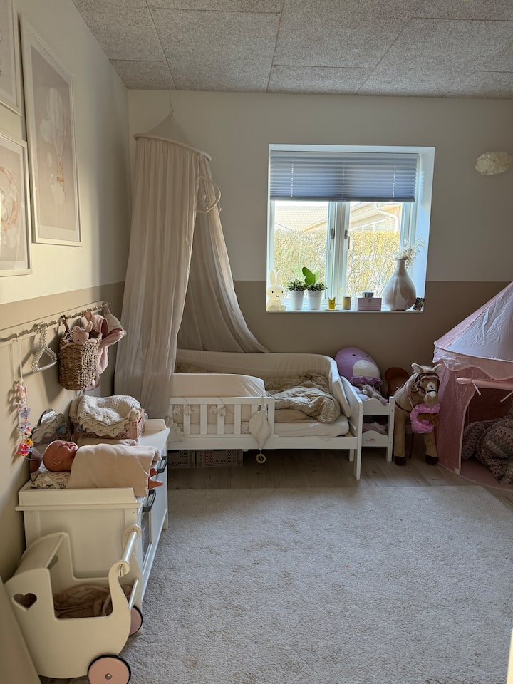 საძინებელი 4