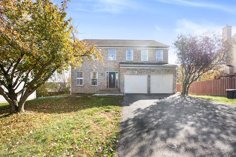 Quiet 7BR Silver Spring