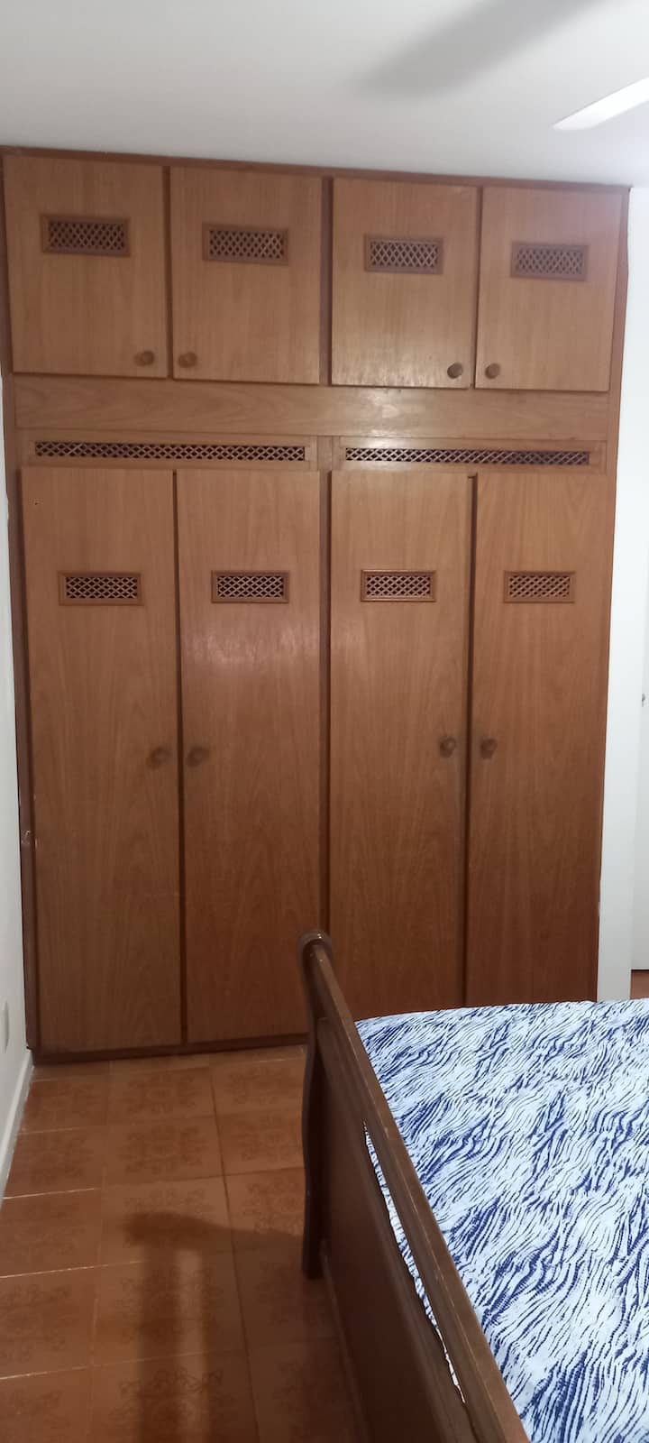 Спалня 2