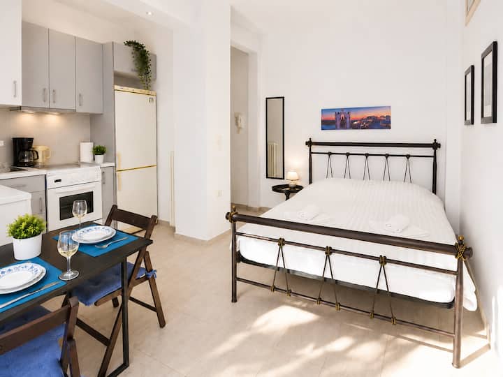 Modern Studio For 2 In Koukaki - Walk To Acropolis - Athènes