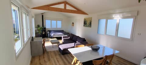 Successful Airbnb property: The Goup's den in Les Herbiers