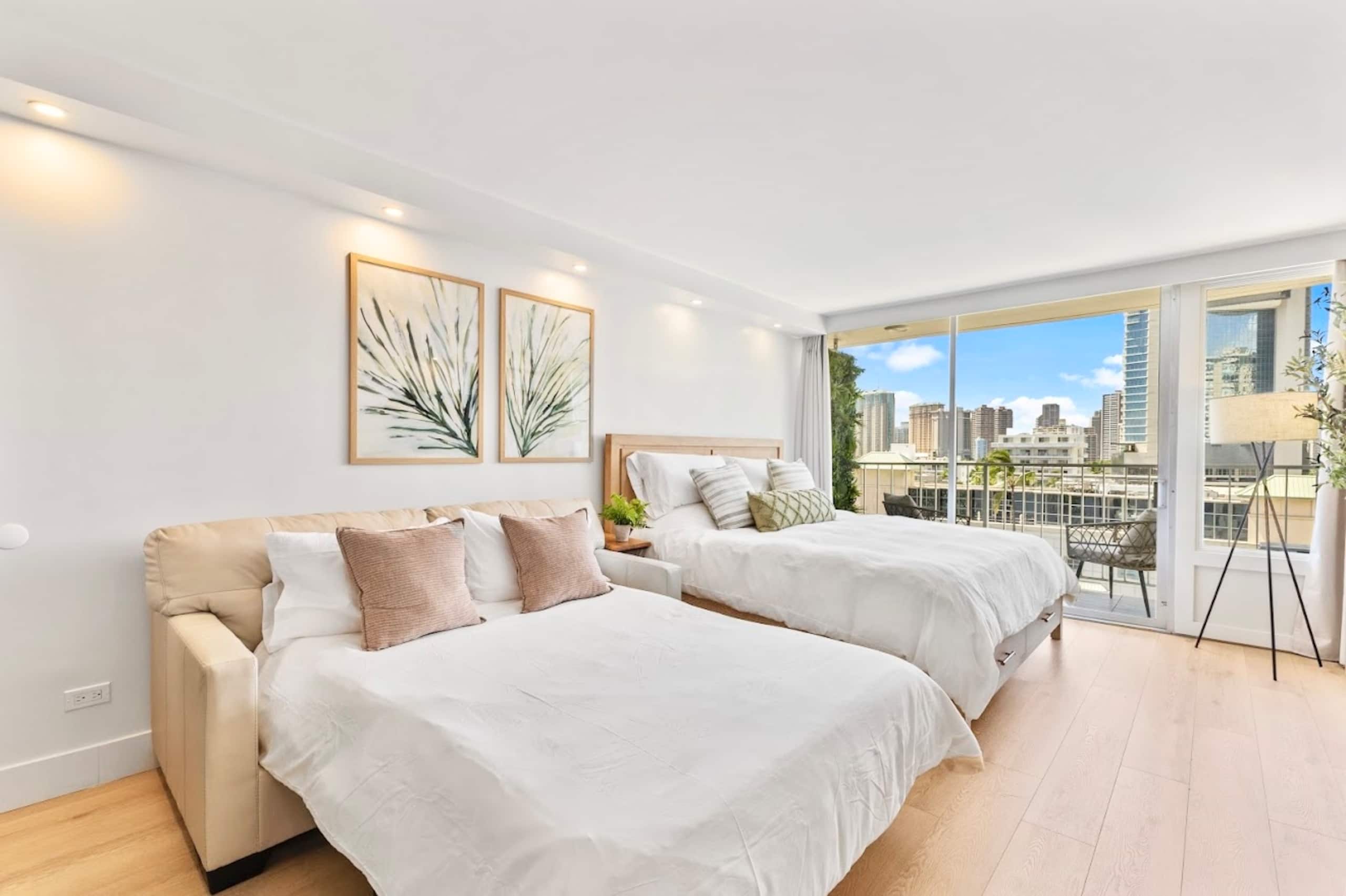 New! Elegant King Studio-Waikiki Beach w/Parking - Image 16
