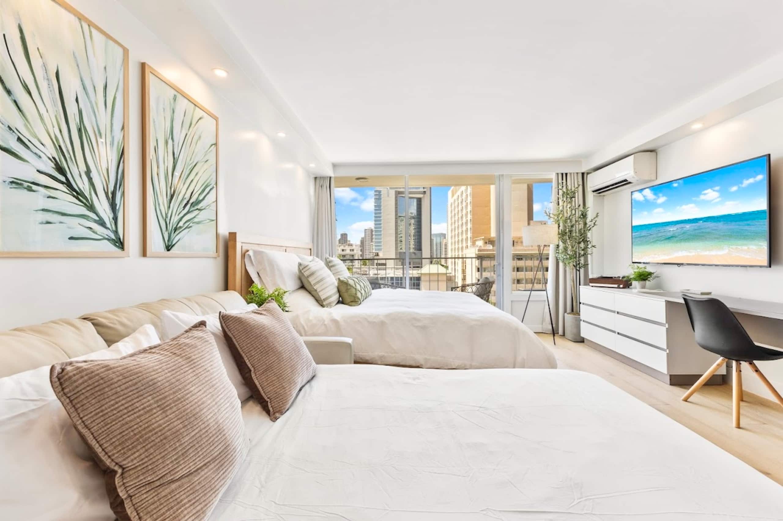 New! Elegant King Studio-Waikiki Beach w/Parking - Image 15