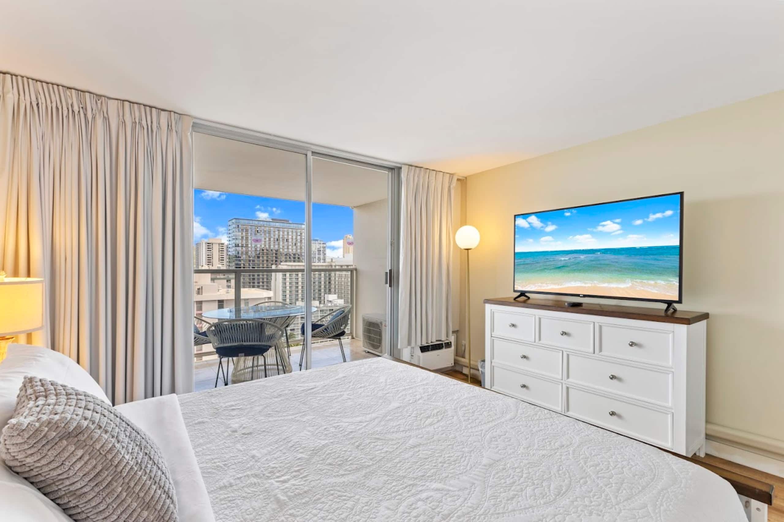 21FL-Cozy 1BR Family/Group Condo-Waikiki Beach - Image 30