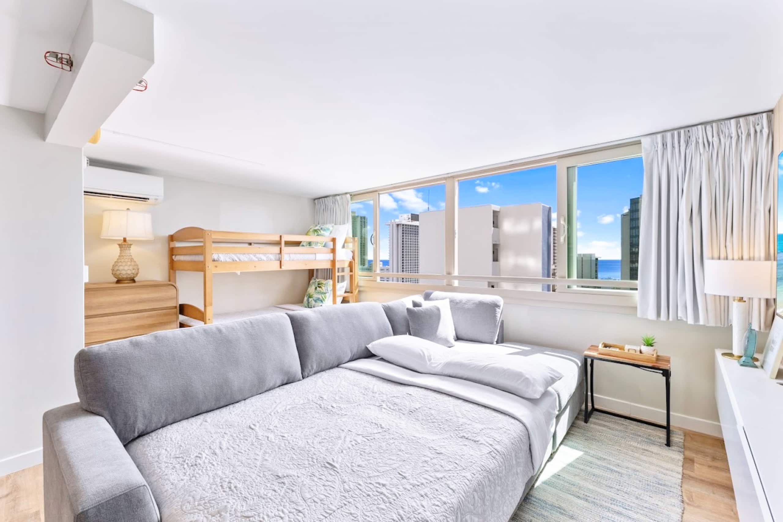 21FL-Cozy 1BR Family/Group Condo-Waikiki Beach - Image 8