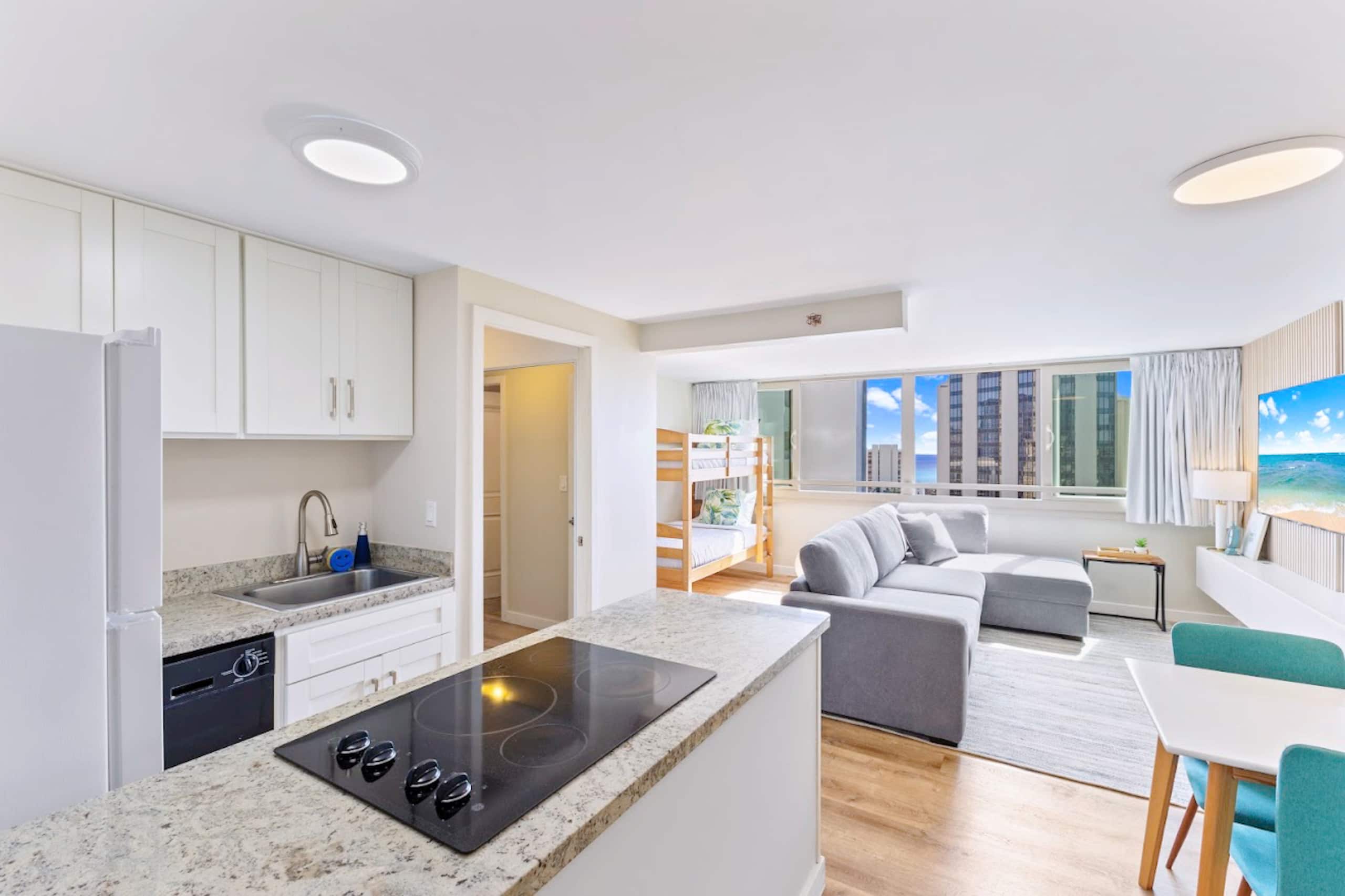 21FL-Cozy 1BR Family/Group Condo-Waikiki Beach - Image 23