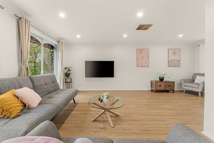 Glen Waverley 4brm House In Court Near Jells Park - Mitcham