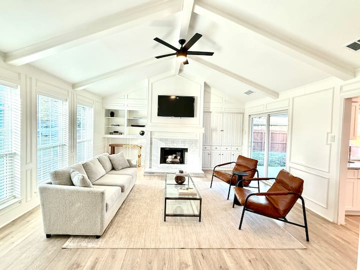 Spacious 4bd/2ba Modern Home In Plano - Plano, TX