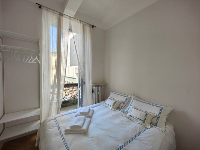 Duomo – Sant’Alessandro 3 luxury terrace gallery image 4