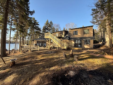 Ocean Spray Cottage on Dyers Bay