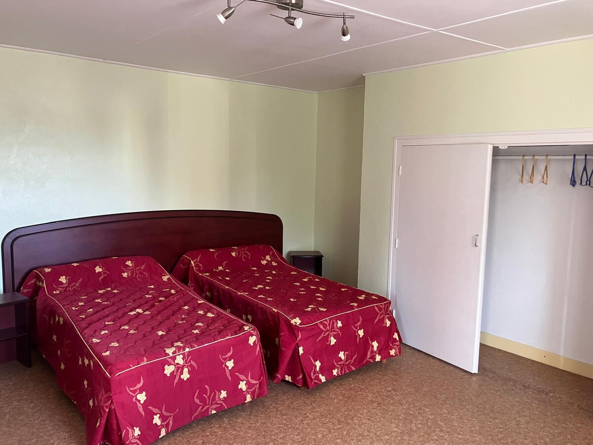 საძინებელი 2