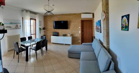 Proprietà Airbnb di successo: Casa Plac Panoramic Apartment-Relaxation Guaranteed a Forli' Cesena
