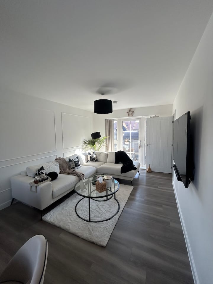 Beautiful Apartment - Chichester