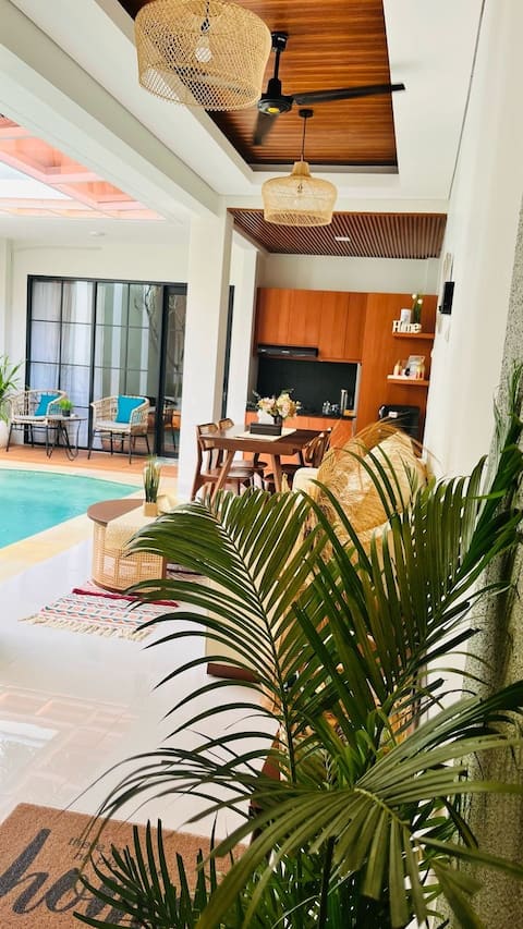 Ndalem Nakula Villa w/ 2 Bedroom