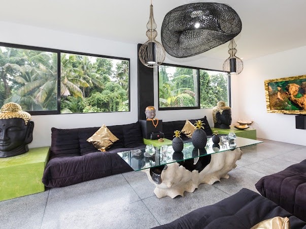 Villa in Kecamatan Ubud · 4 bedrooms · 4 beds · 4 baths, comparabile Airbnb