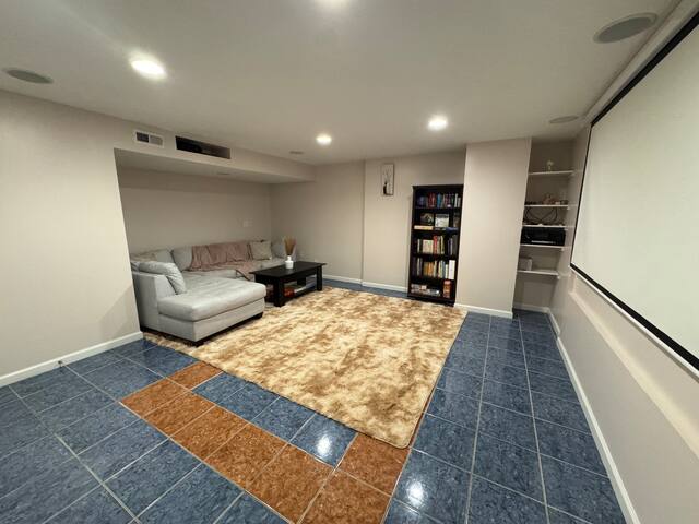 Stay w/ Home Theater, Games, Pond View & More! gallery image 2