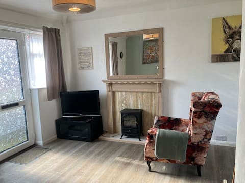 Top Airbnb: Roxy’s Place, Detached bungalow in Filey town in Filey