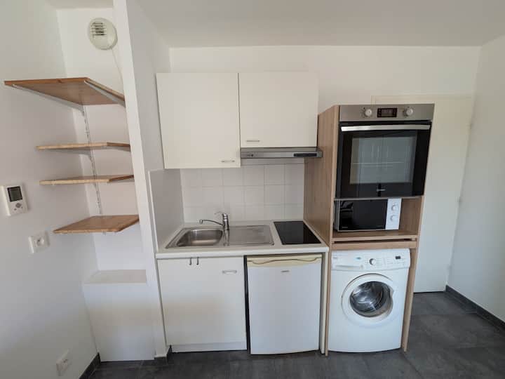 Studio Neuf Avec Terrasse, Calme,
Climatisation - Villefranche-sur-Mer
