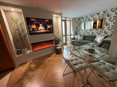 Top Airbnb: Nualas Seaview Haven in Galway City West