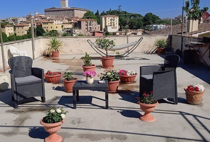 La Terrazza Panoramica Di "Fiore Pelli" - Monterotondo