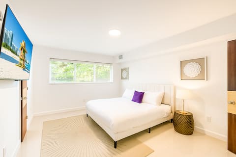 *FREE Parking* Seaside 2BR2BA Bay Harbor Islands