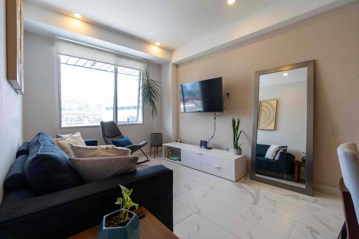 Anuncio de Airbnb popular: Your work & rest space in Santa Fe en álvaro Obregón