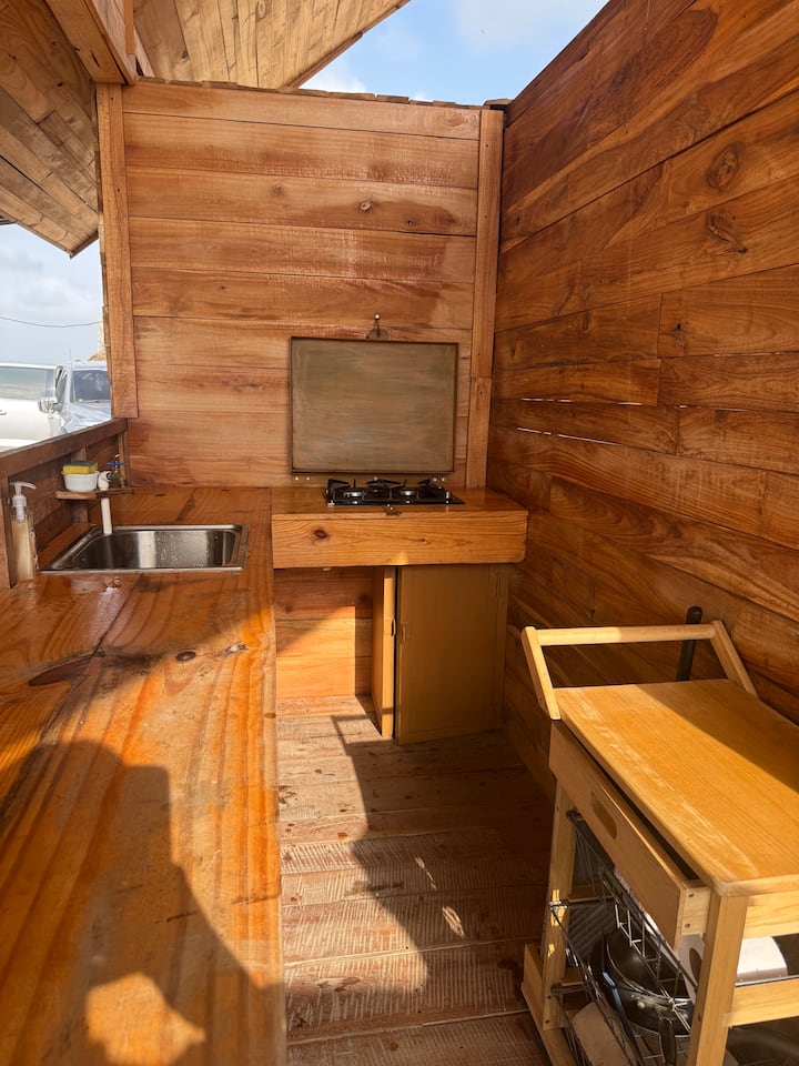 Roca Grande Ranch Oceanview Cabin - Panamá