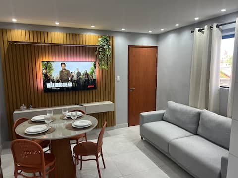 Popular Airbnb listing: Villa Rosa in the Best of CG with 2 Air Conditioners in Campina Grande