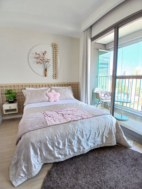 Popular Airbnb listing: São Paulo Liberdade Apartment in Liberdade
