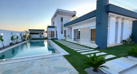 Villa ANDER