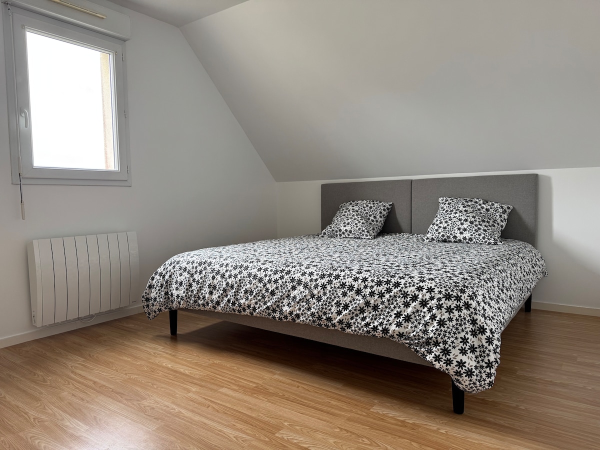 غرفة النوم 1