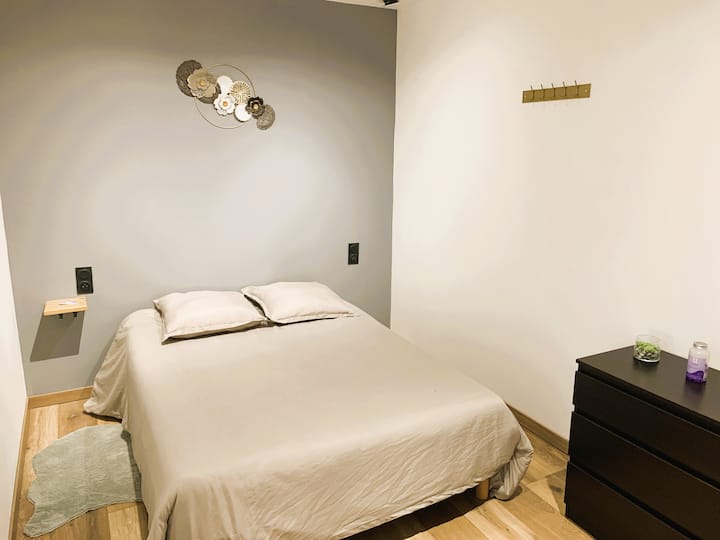 საძინებელი 4