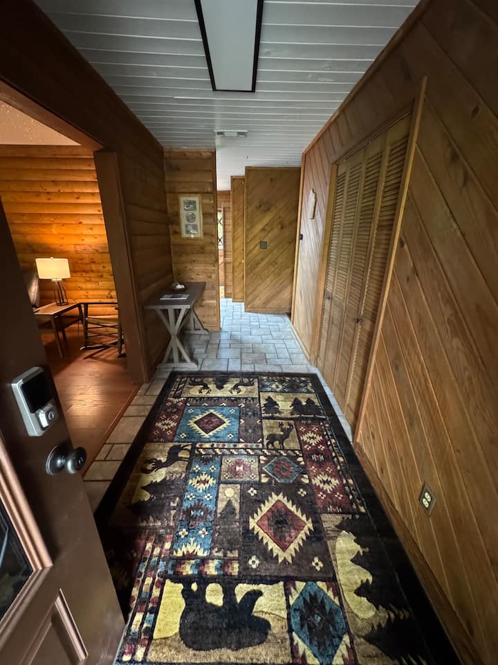 Rustic Red Lake House - Vernon Lake, LA