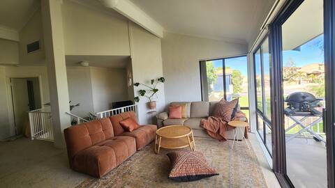 Popular Airbnb listing: Peachy Keen: Ultimate Beachfront Living, Mandurah in Mandurah