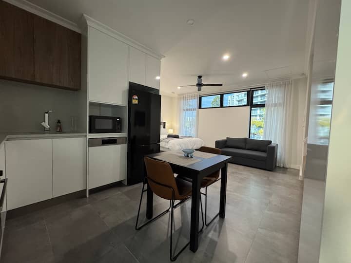 Cosy Burswood Loft Near Optus Stadium - 퍼스