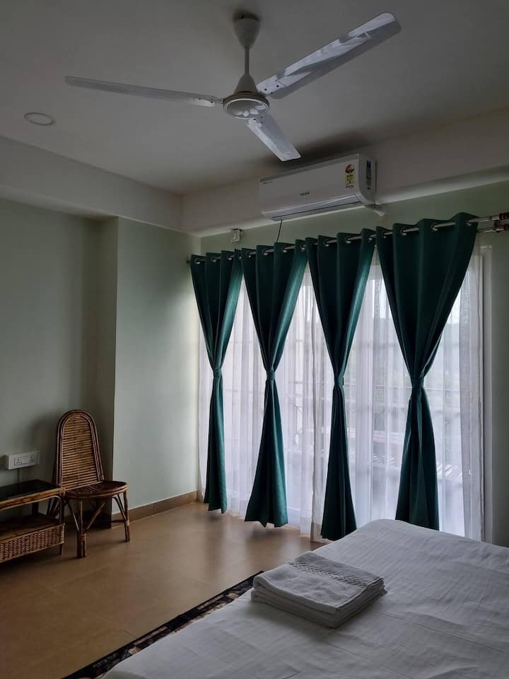 საძინებელი 4