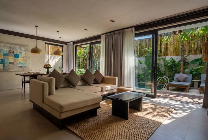 Badung's 2br Gem W Private Pool & Beach Nearby - Uluwatu