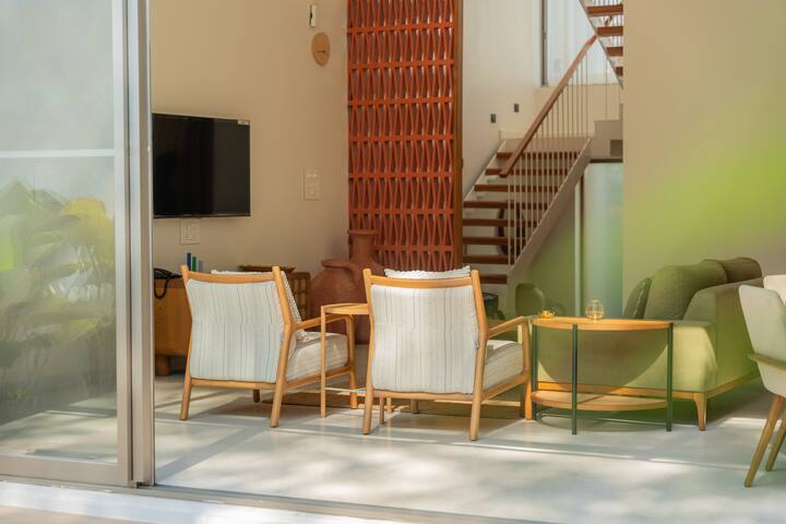 Living room image 6